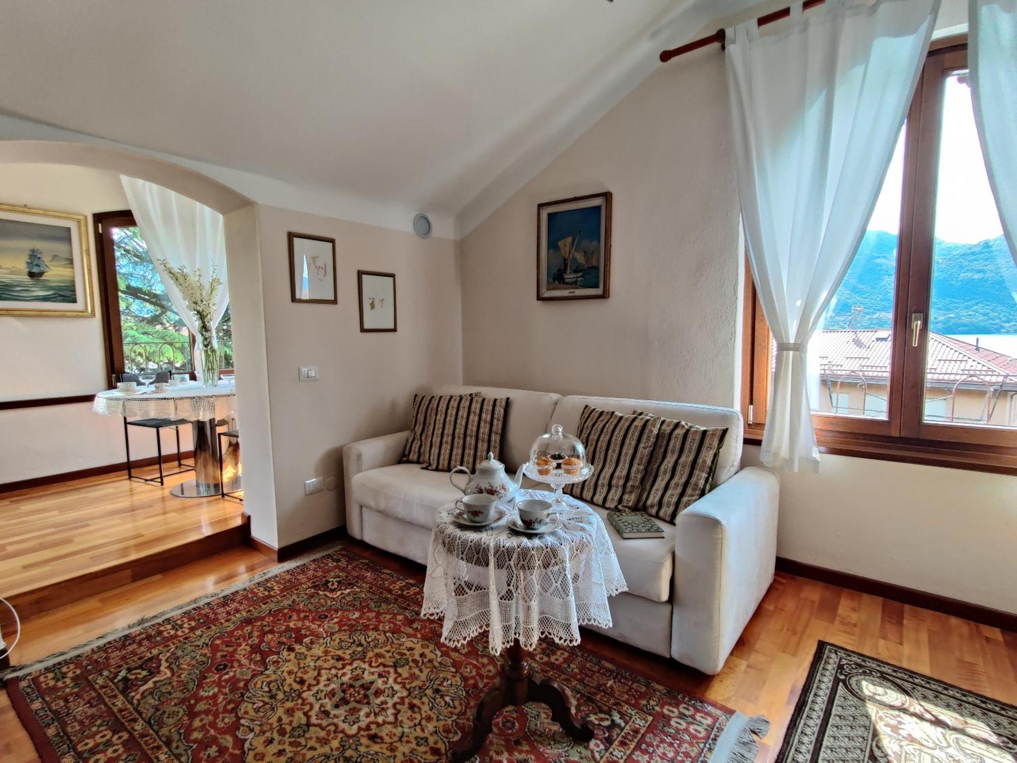 Villa Laura Lierna Camera foto