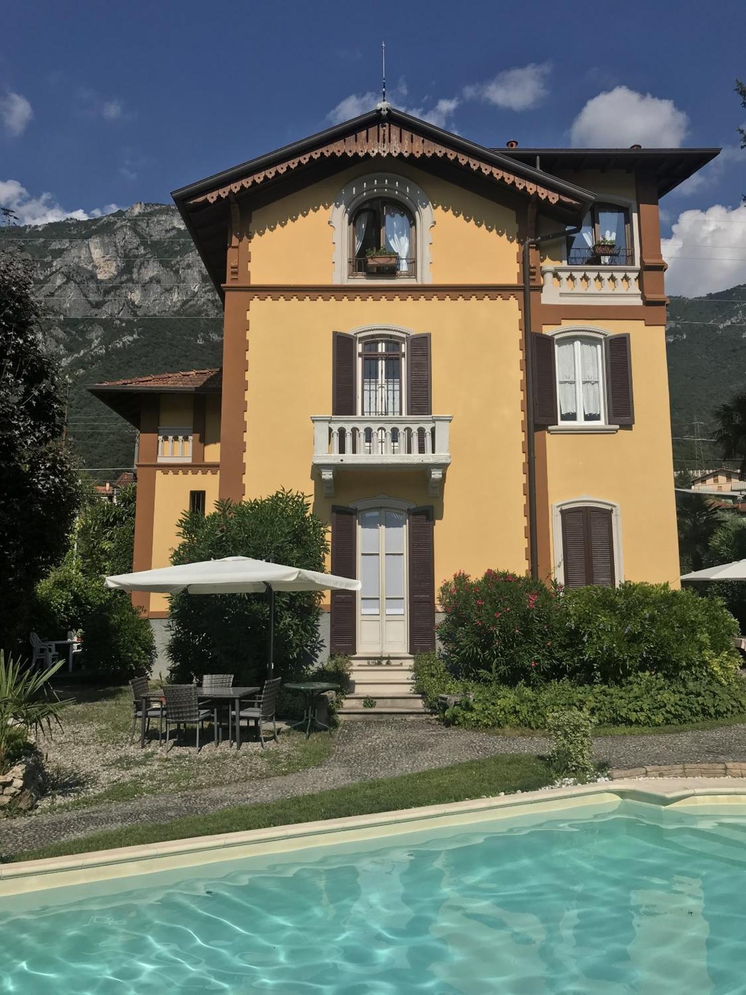 Villa Laura Lierna Camera foto